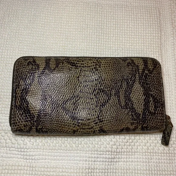 Tumi Snakeskin Pattern Zip Wallet - Picture 4 of 11